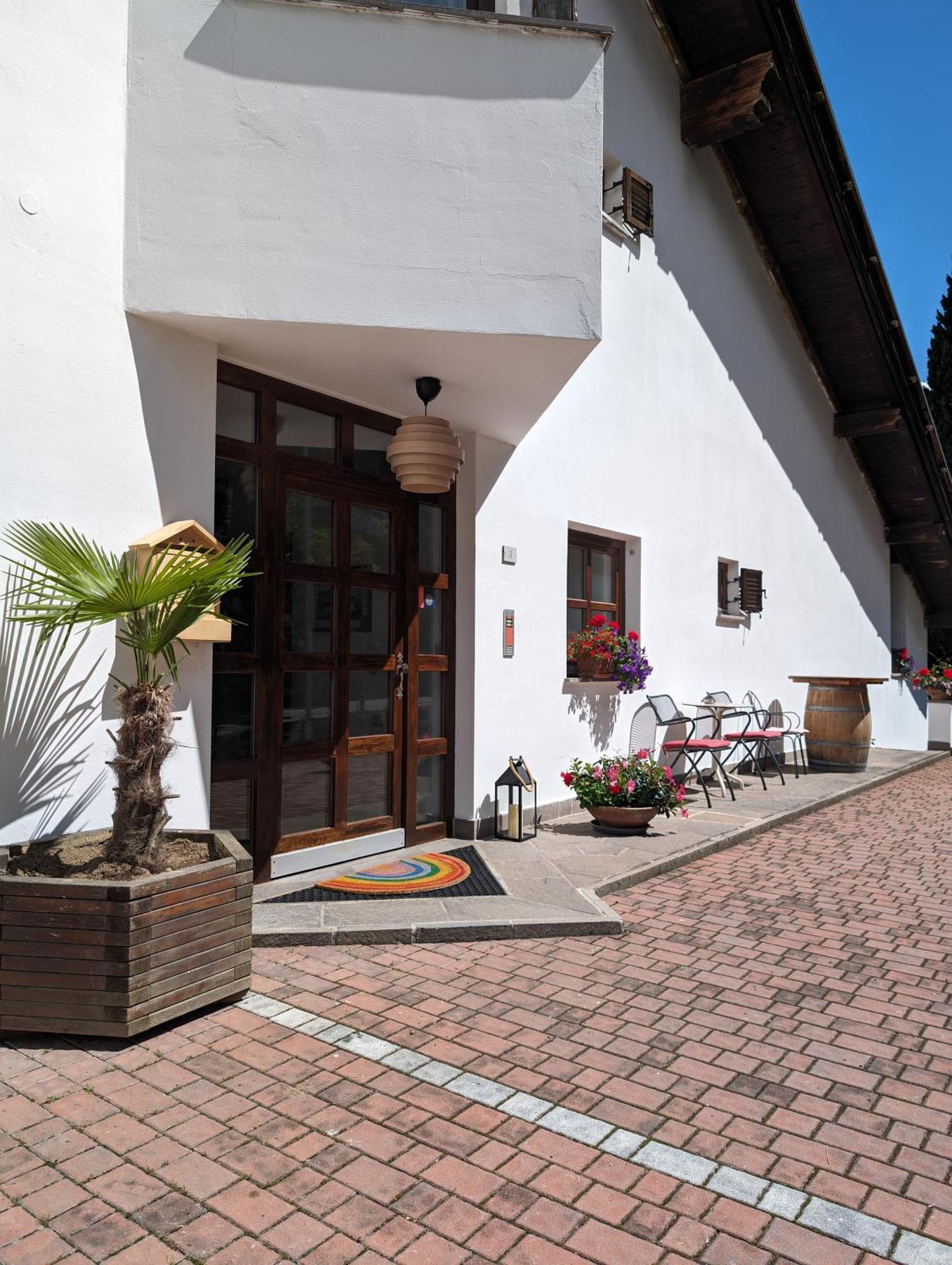Hotel Eden Guesthouse Marlengo Luaran gambar