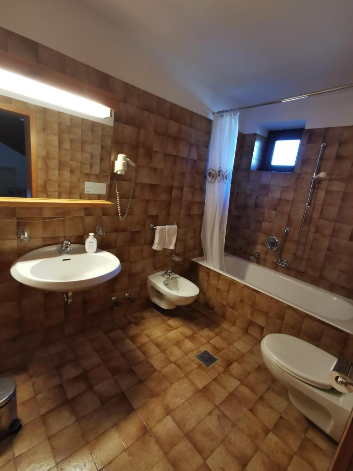 Hotel Eden Guesthouse Marlengo Luaran gambar